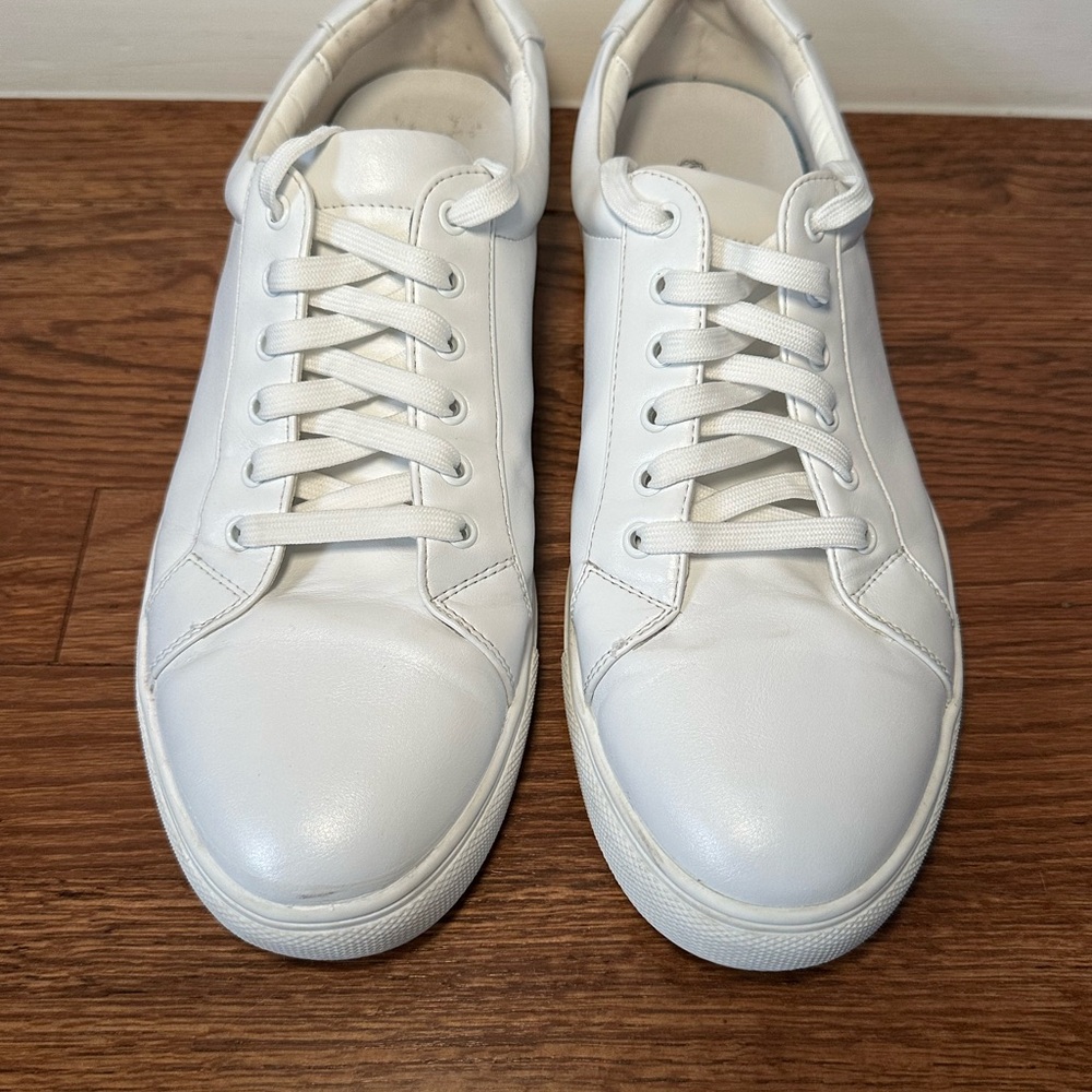 Women’s White Sneakers